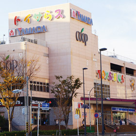 東戸塚西口プラザ