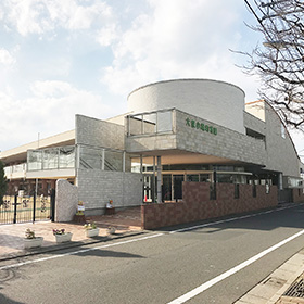 大泉小鳩幼稚園