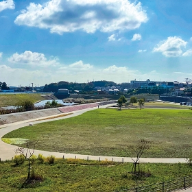 境川遊水地公園