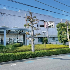 総合市民図書館