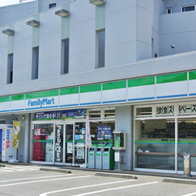 ファミリーマート
