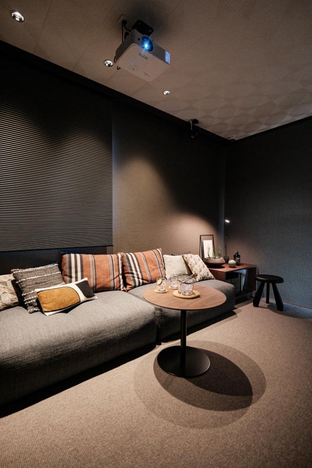 RATIUS GR 岡崎展示場 重鉄・大屋根の邸宅 インテリア・屋上