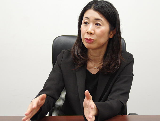 税理士　小泉　奈津美