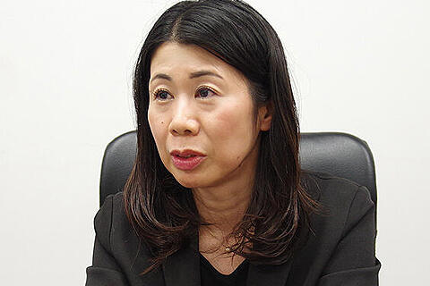 税理士　小泉　奈津美